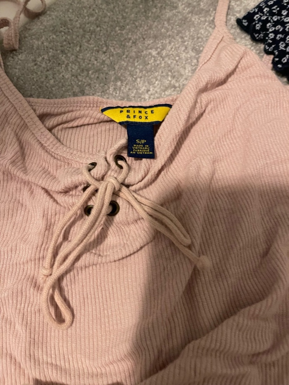 Tops Bundle - Picture 10 of 10